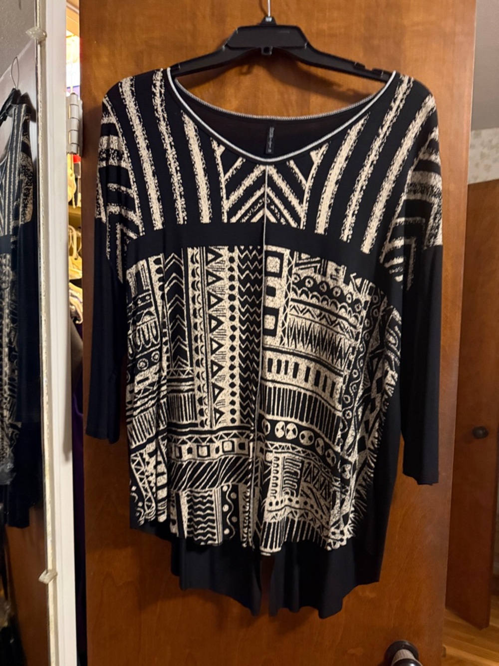 Black & Cream Patterned Womens Tunic Top